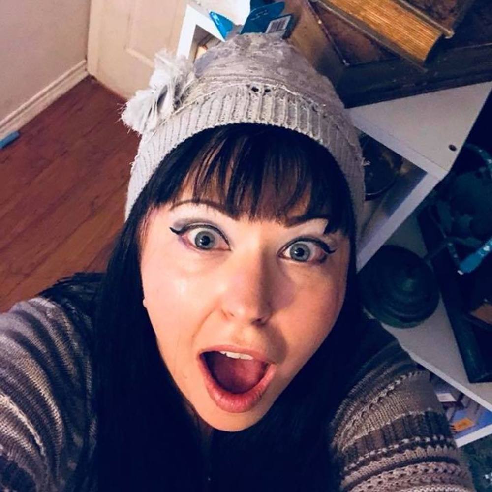 Meet your Posher, Colinda